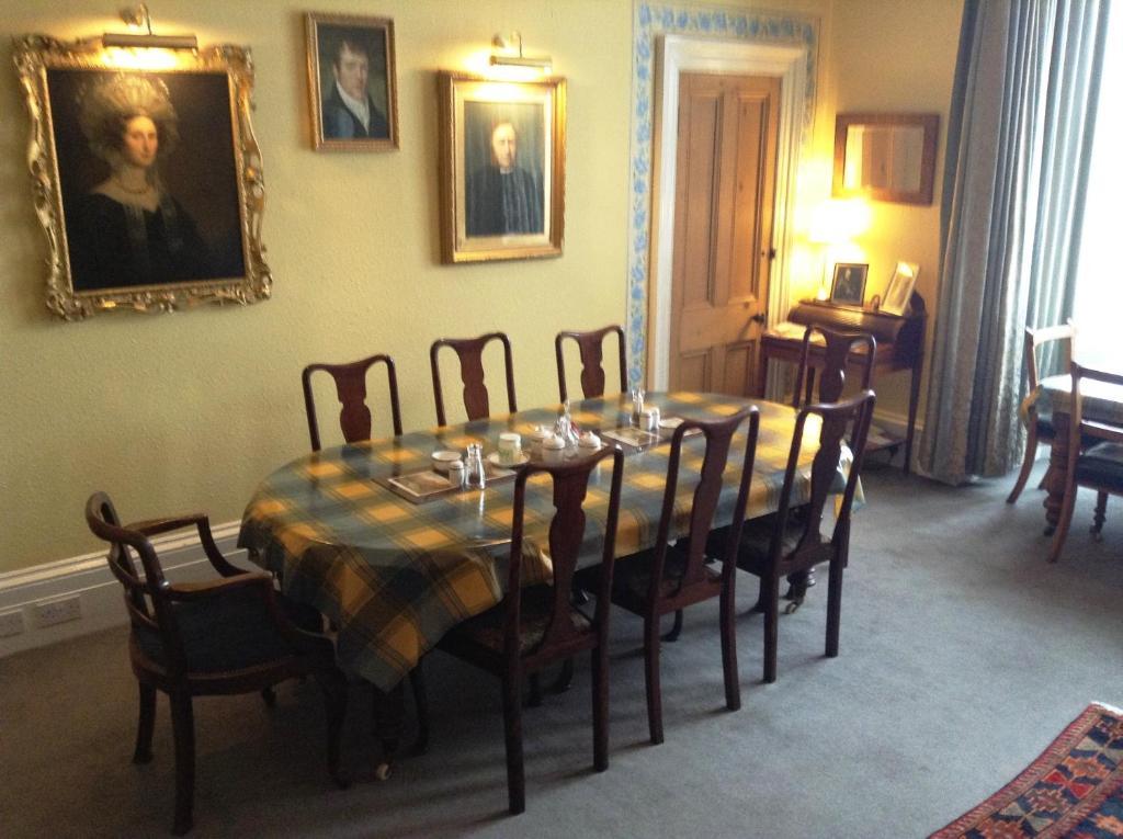The Eskbank Hotel - Rathan House Dalkeith Bagian luar foto